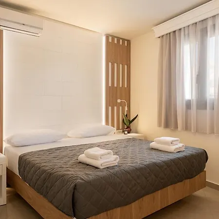 Elia Platanias Platanias (Crete)