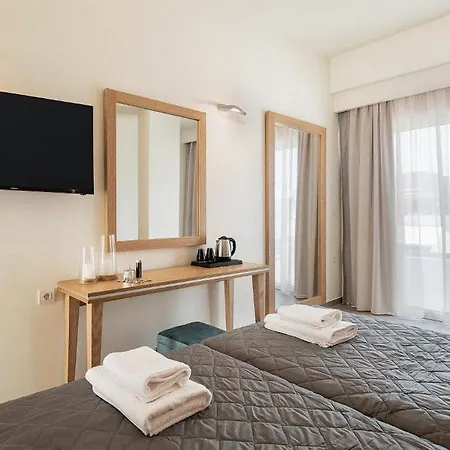 Elia Hotel 3*
